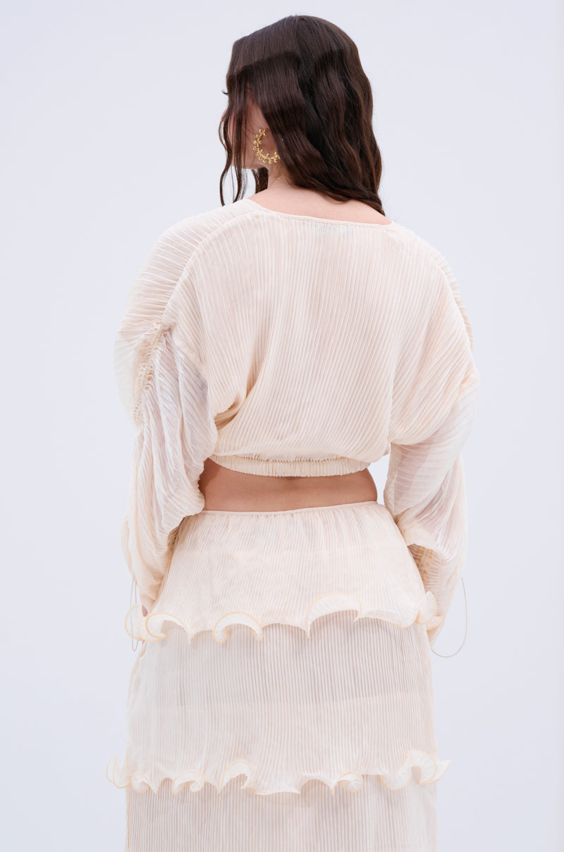 RUFFLE HEAVEN BLOUSE