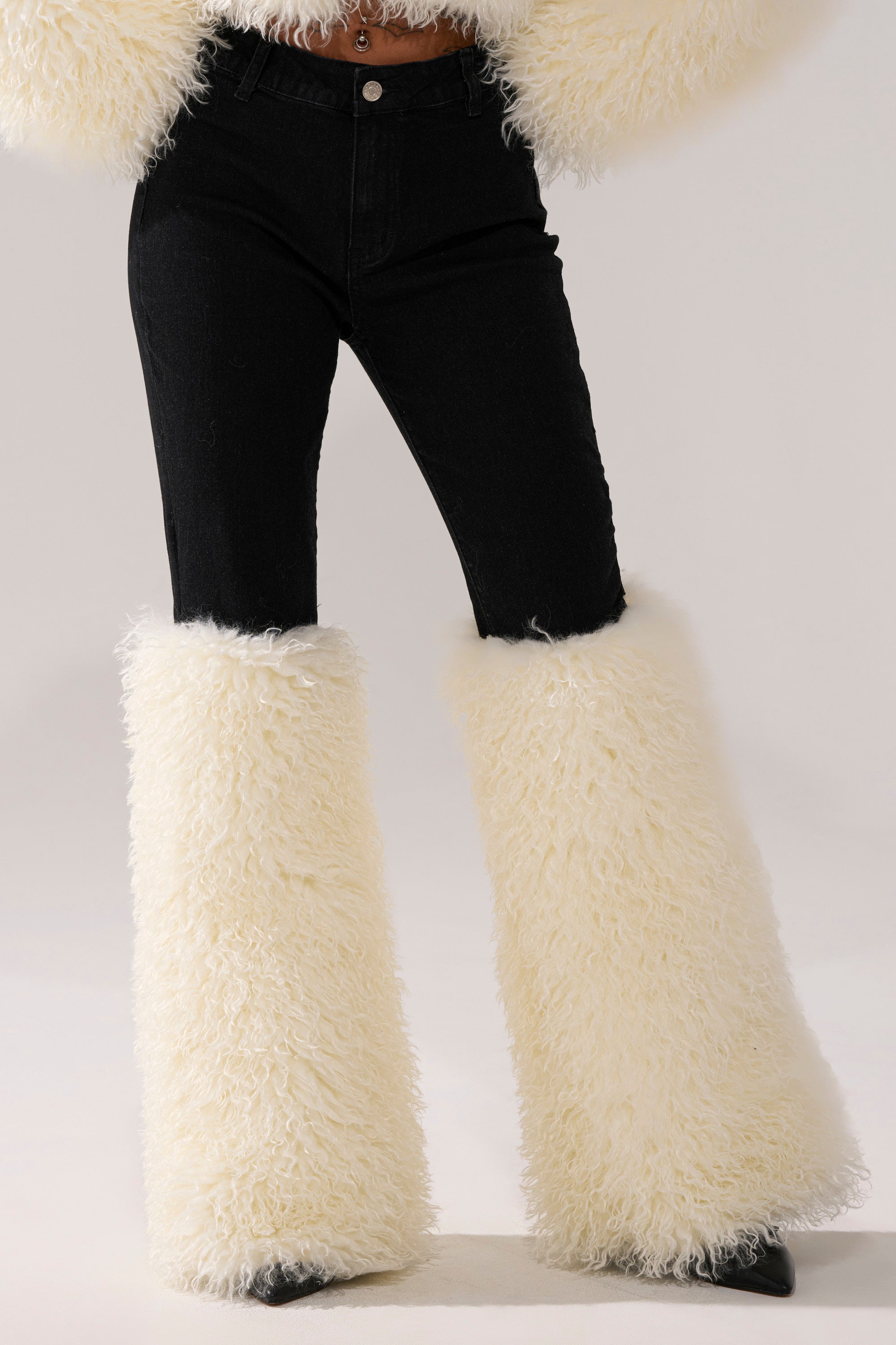 SITTING PRETTY FUR TRIM DENIM