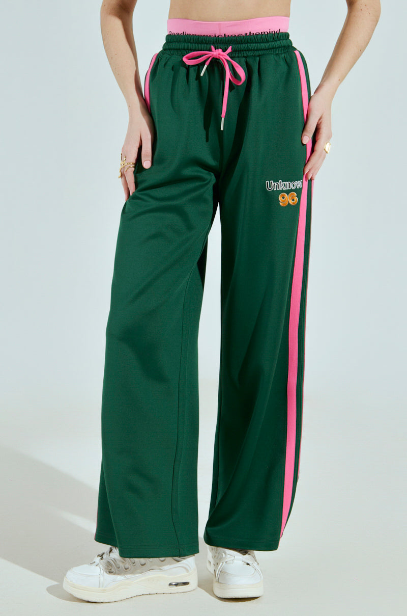 PLAY WITH ME WIDE LEG JOGGER