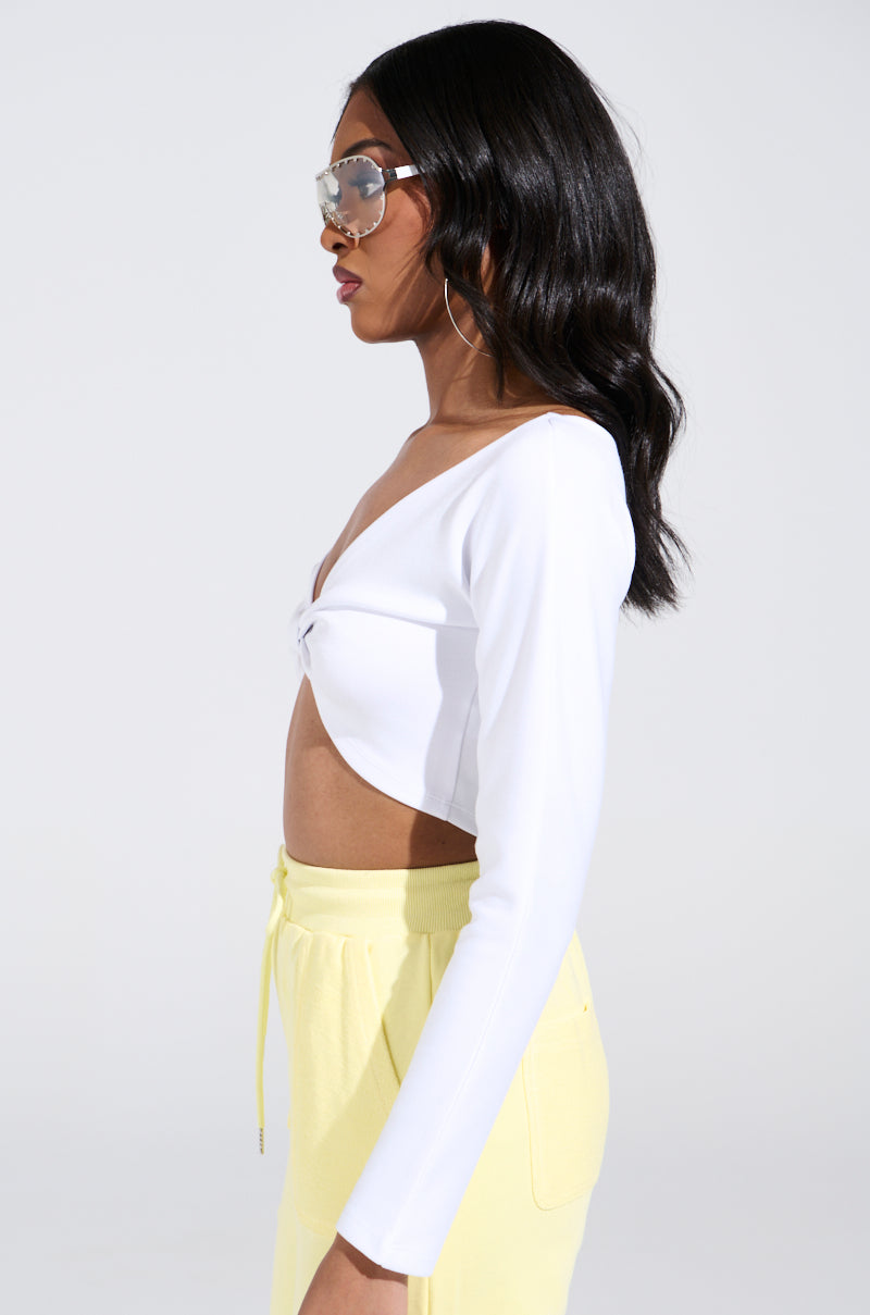 PRETTY BOW TOP