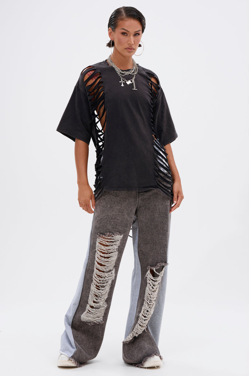 SHAINA DISTRESSED OVERSIZED TEE