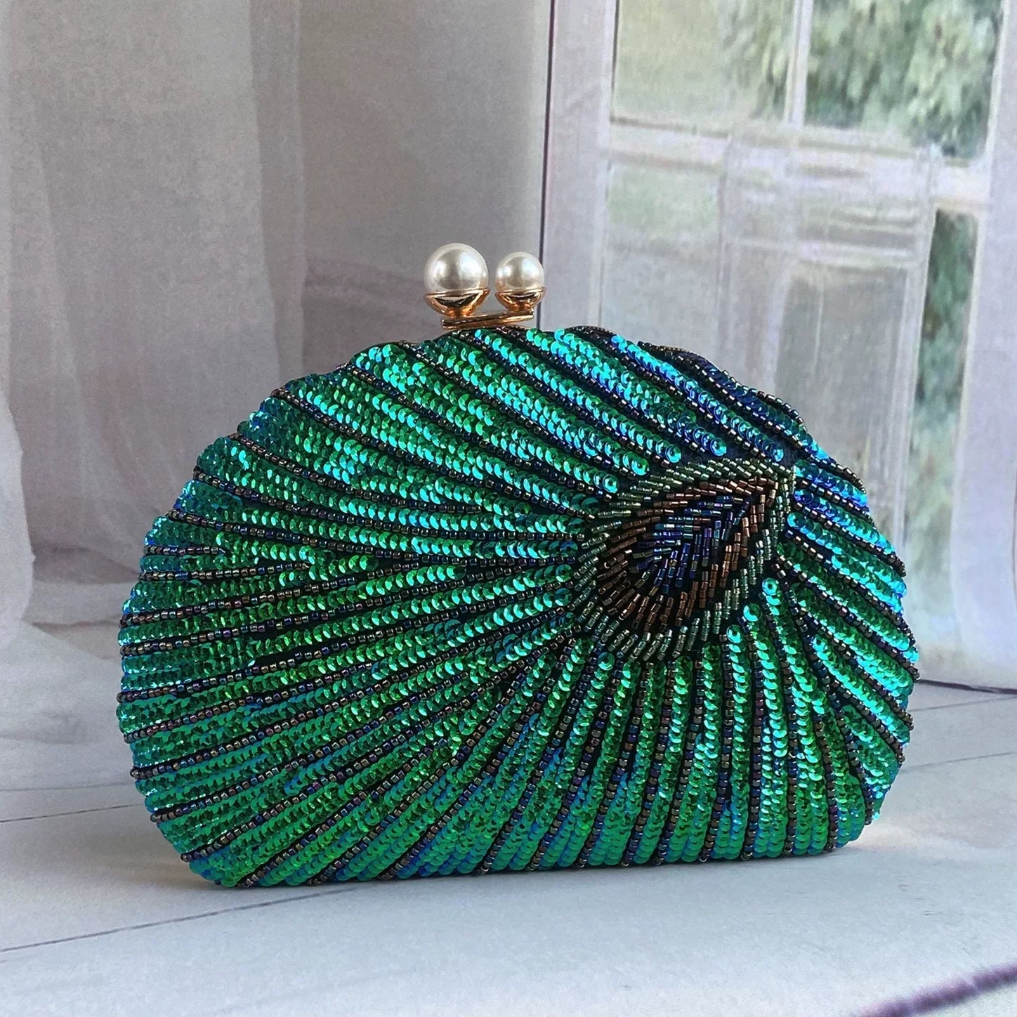Beaded Embroidered Evening Clutch Bag – Vintage Style Handheld Formal Handbag