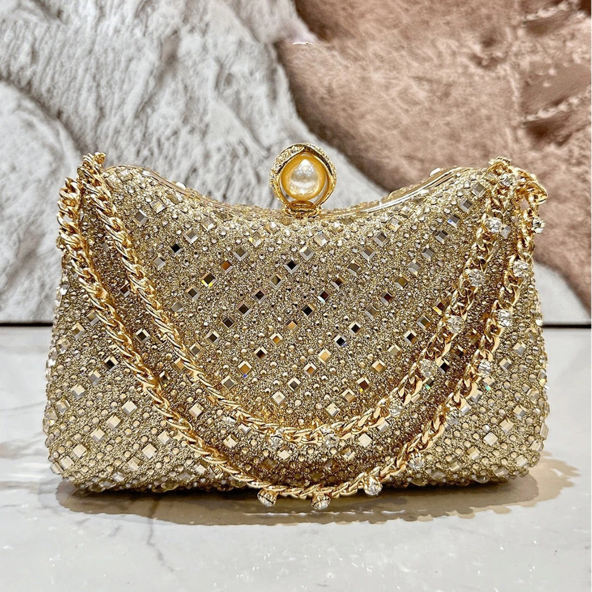Diamond-Detail Evening Bag for Wedding and Banquet with Messenger Strap